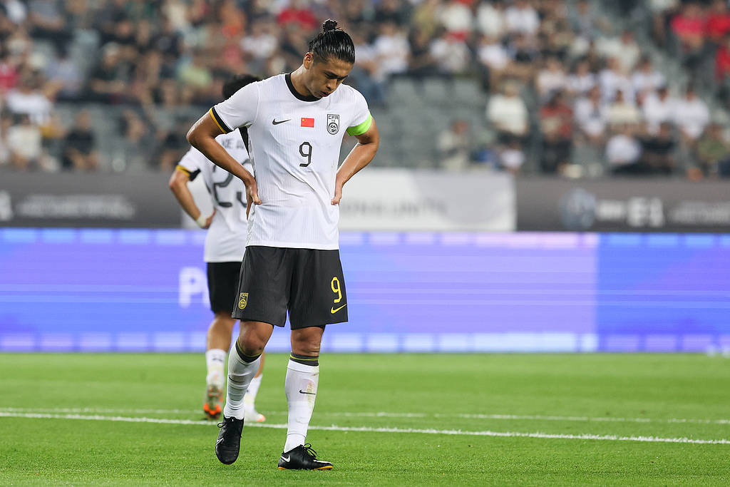 國家橄欖球隊的評分:魏·什豪(Wei Shihao)在替補(bǔ)席上的最高分